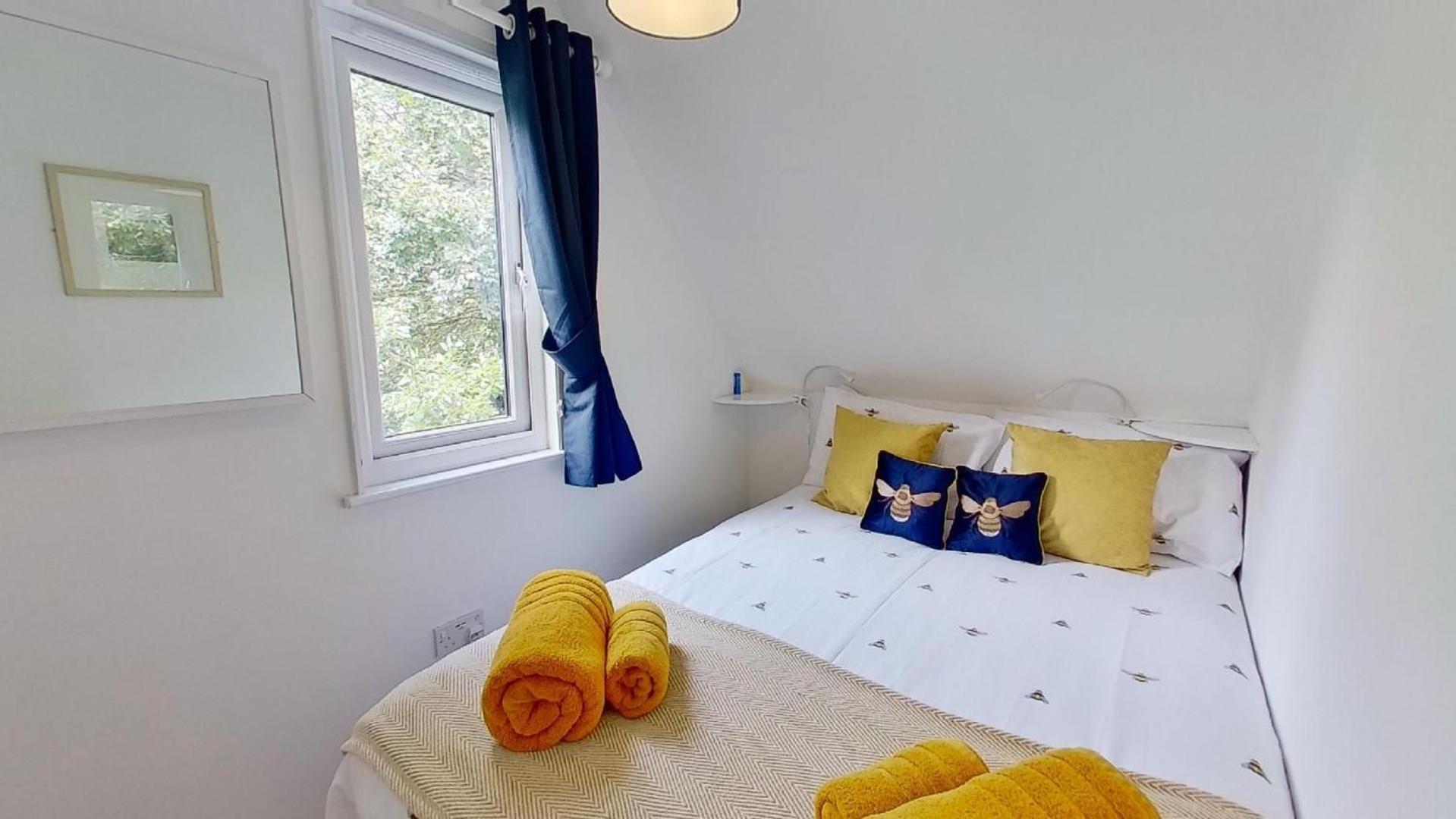 Вилла 45 Trevithick Court, Tolroy Manor Хейл Экстерьер фото
