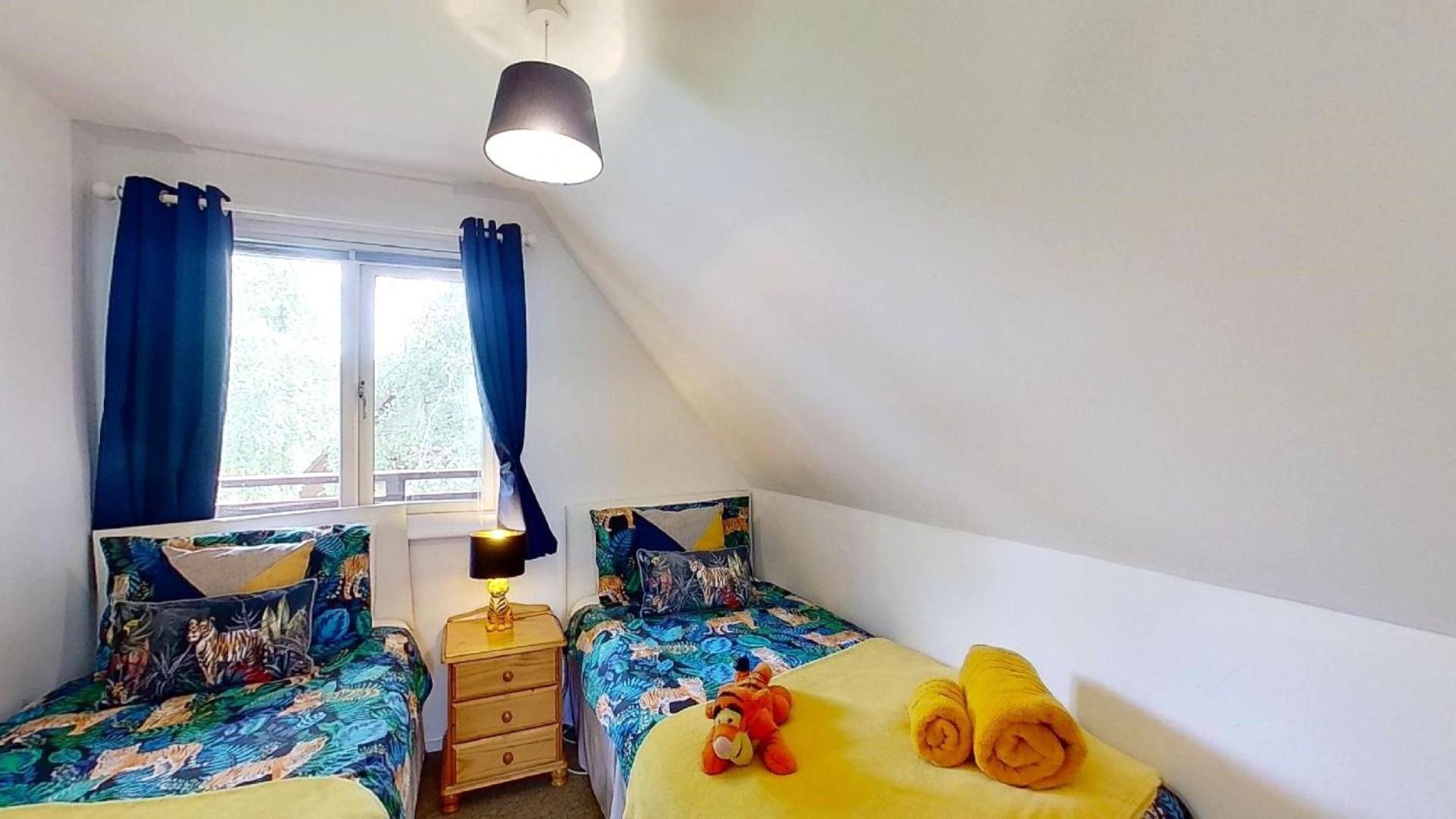 Вилла 45 Trevithick Court, Tolroy Manor Хейл Экстерьер фото