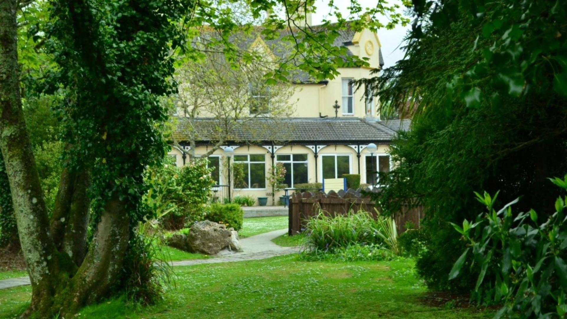 Вилла 45 Trevithick Court, Tolroy Manor Хейл Экстерьер фото